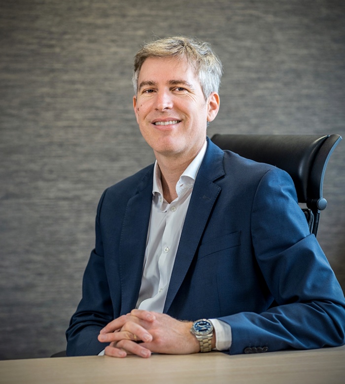 <strong>Nicolas ROUSSEAU</strong><br/>Administrerende direkt&oslash;r
